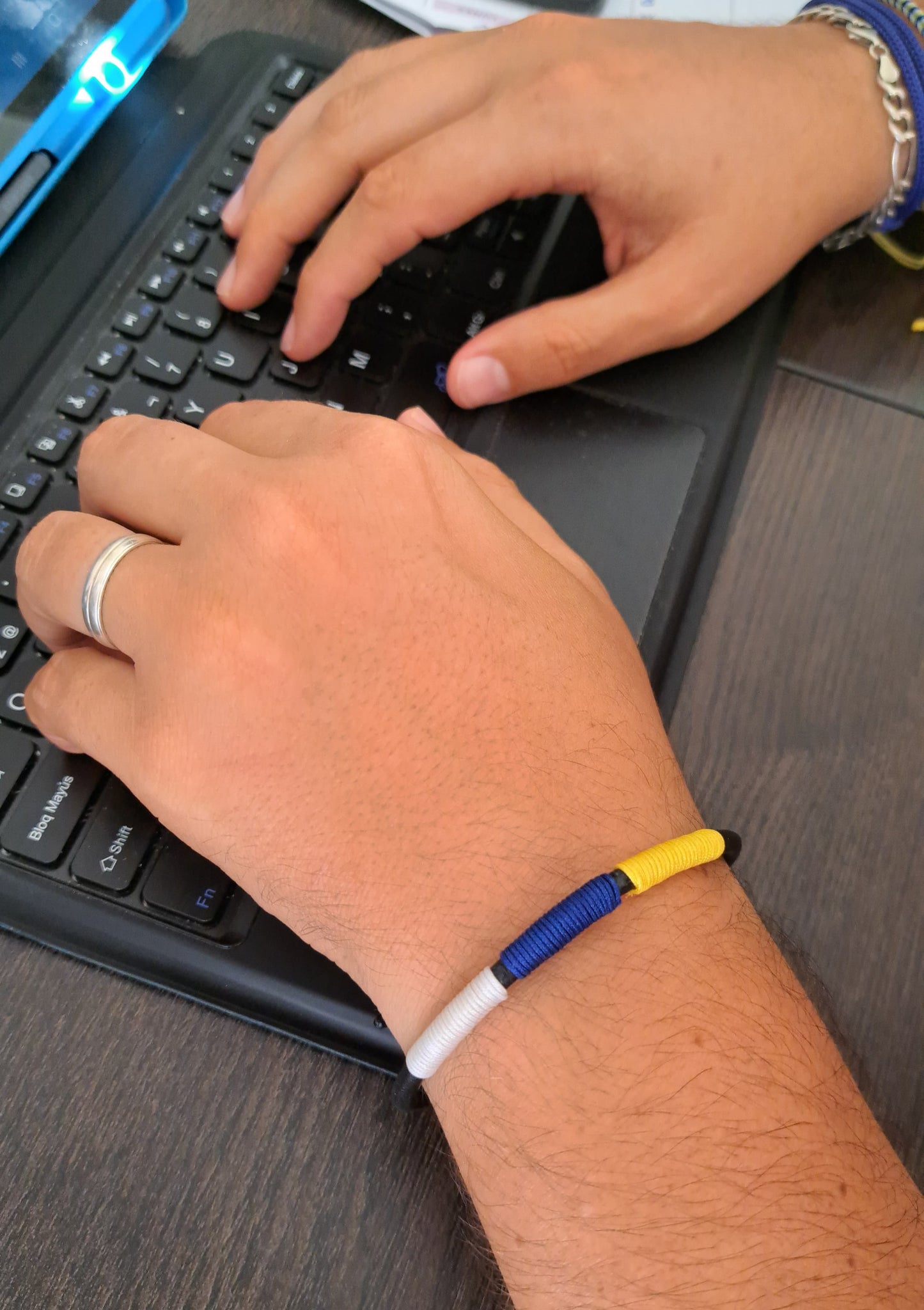 Pulsera "Raíz Canaria"